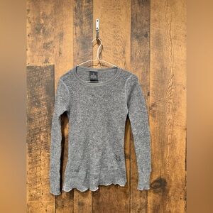 Sitka Stanfields grey ribbed crewneck sweater small